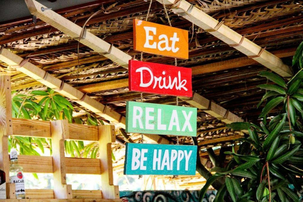 ديكويلاّ تين Vitamin Sea Hostel Inn المظهر الخارجي الصورة