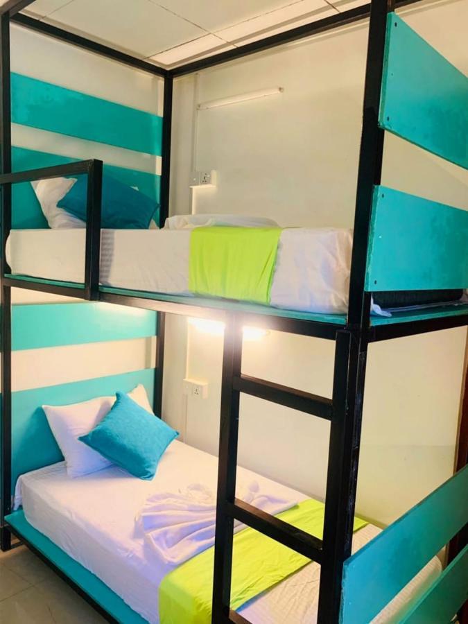 ديكويلاّ تين Vitamin Sea Hostel Inn المظهر الخارجي الصورة