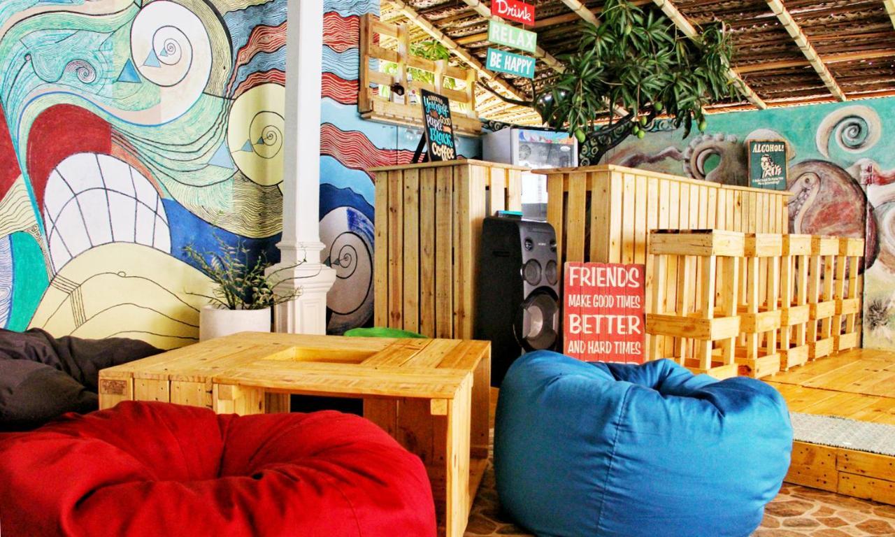 ديكويلاّ تين Vitamin Sea Hostel Inn المظهر الخارجي الصورة
