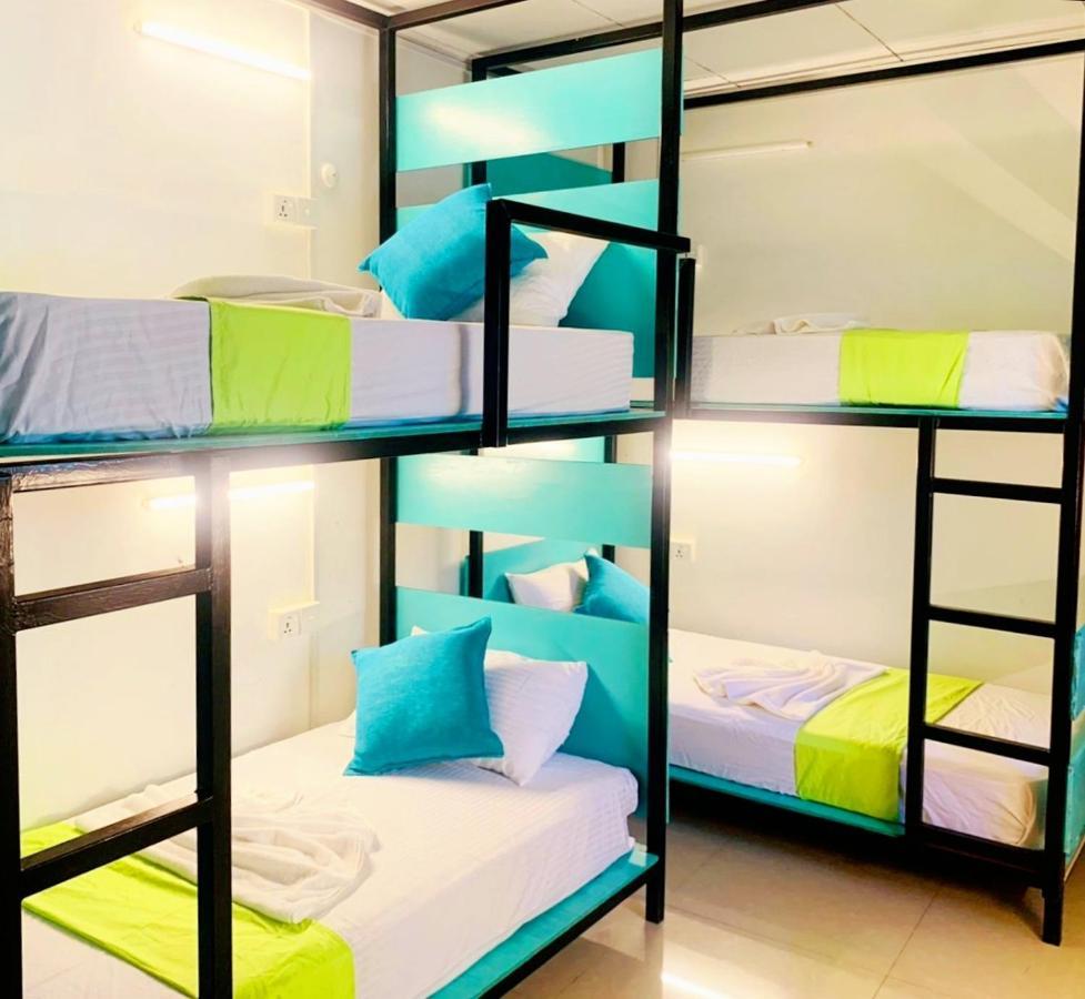 ديكويلاّ تين Vitamin Sea Hostel Inn المظهر الخارجي الصورة